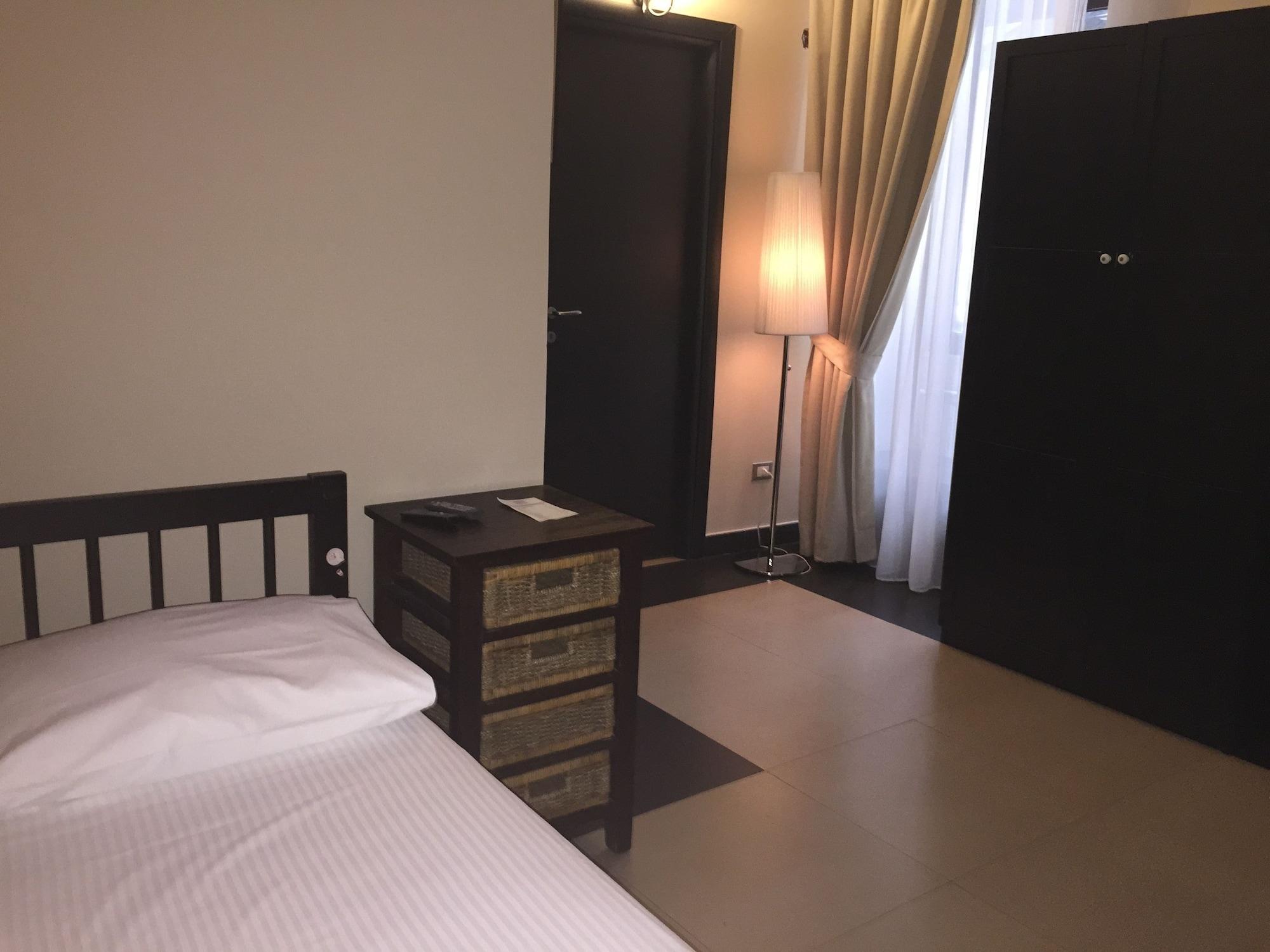 Hotel Plebiscito Aparthotel Napoli Ngoại thất bức ảnh