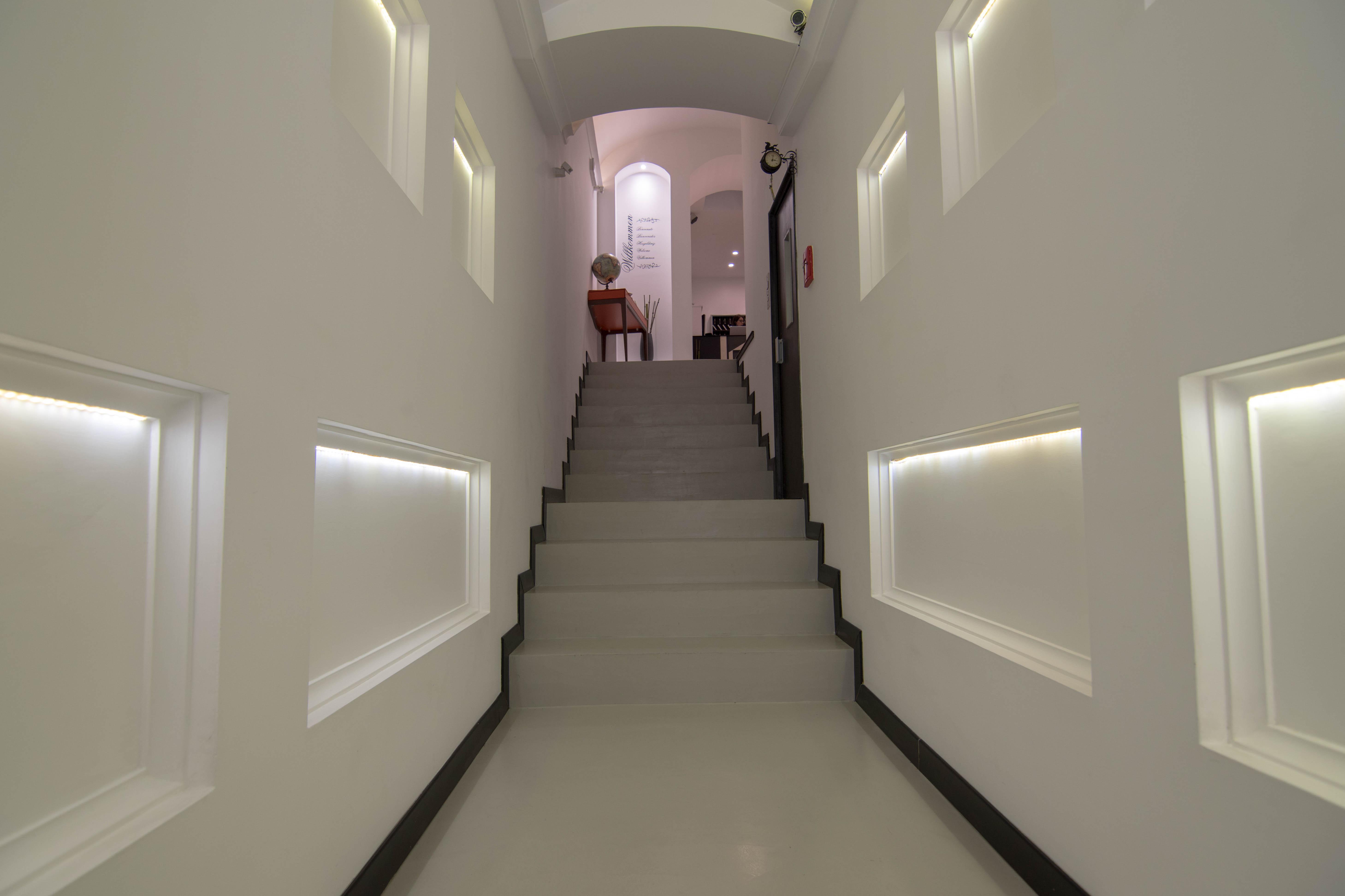 Hotel Plebiscito Aparthotel Napoli Ngoại thất bức ảnh