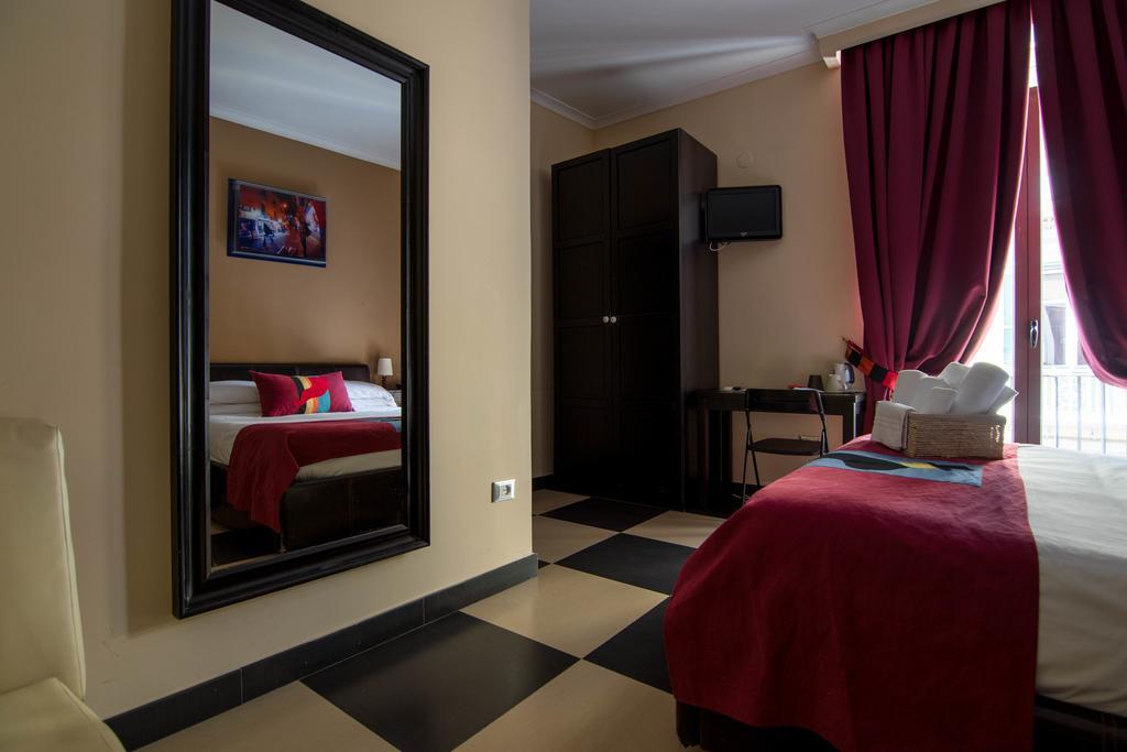 Hotel Plebiscito Aparthotel Napoli Ngoại thất bức ảnh